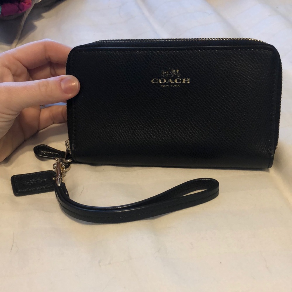 Coach wristlet wallet